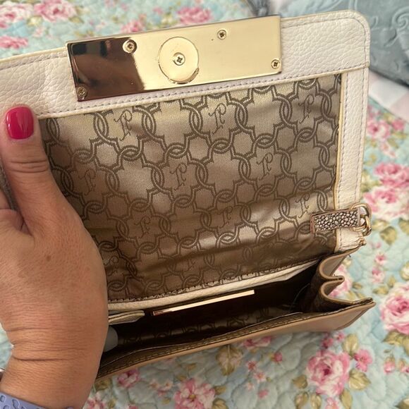 *Ivanka Trump* Classic Tan & Beige Cream Crossbody Handbag Purse EUC Gold Chain - Picture 5 of 7